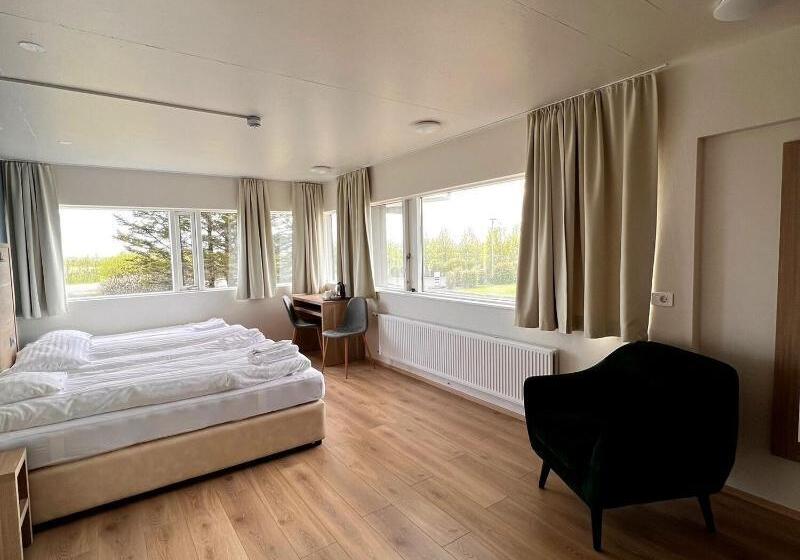 اتاق استاندارد سه نفره, Jokull