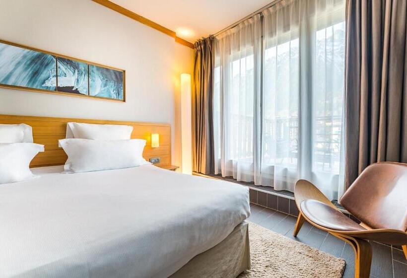 اتاق لوکس سه تخته, Le Morgane