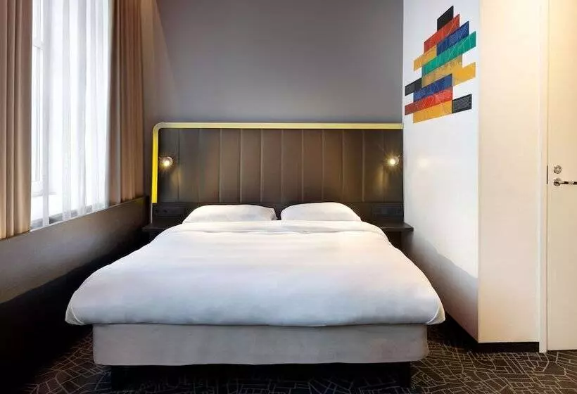 اتاق سوپریور با بالکن, Park Inn By Radisson Central Tallinn