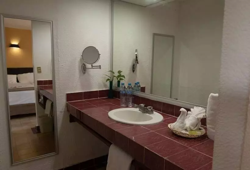 オーシャンビュースタンダードルーム, Qualton Club Ixtapa All Inclusive