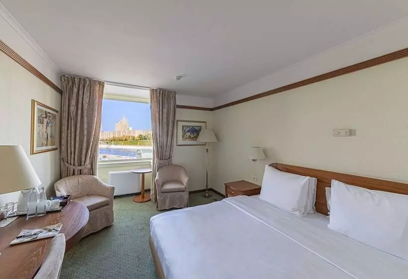 リバービュースタンダードルーム, Radisson Slavyanskaya Hotel And Business Centre, Moscow