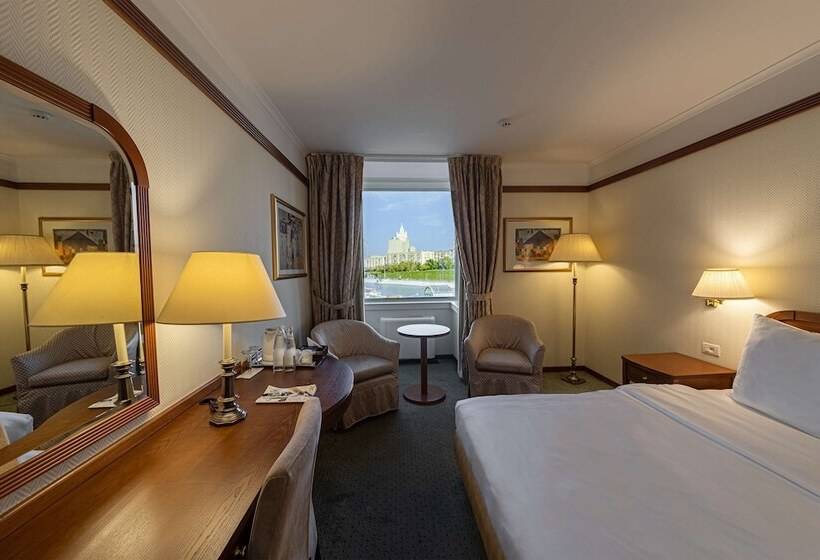 标准间带江景, Radisson Slavyanskaya Hotel And Business Centre, Moscow