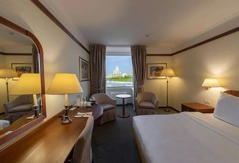リバービュースタンダードルーム, Radisson Slavyanskaya Hotel And Business Centre, Moscow