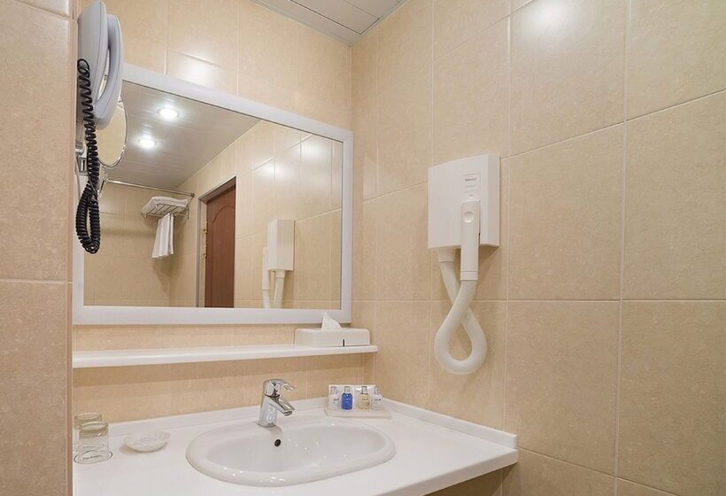 Номер Стандарт Вид на Город, Radisson Slavyanskaya Hotel And Business Centre, Moscow
