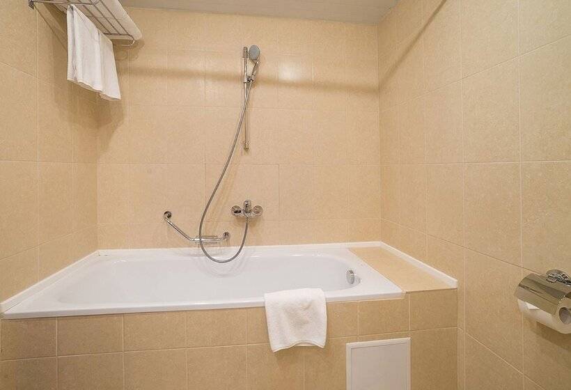 带城市景观的标准间, Radisson Slavyanskaya Hotel And Business Centre, Moscow