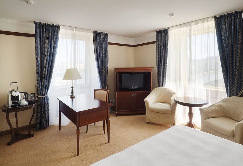 小型套房, Radisson Slavyanskaya Hotel And Business Centre, Moscow