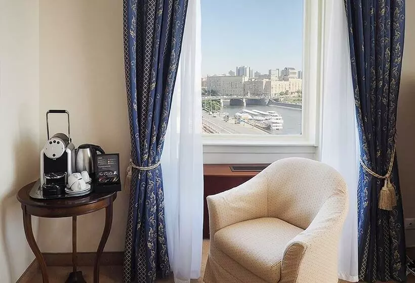 リバービュースーペリアールーム, Radisson Slavyanskaya Hotel And Business Centre, Moscow