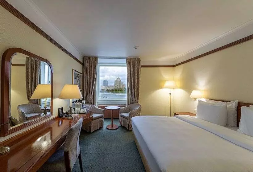 リバービュースーペリアールーム, Radisson Slavyanskaya Hotel And Business Centre, Moscow