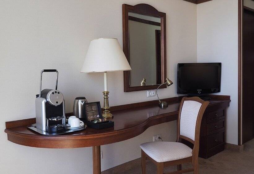 带城市景观的高级房间, Radisson Slavyanskaya Hotel And Business Centre, Moscow