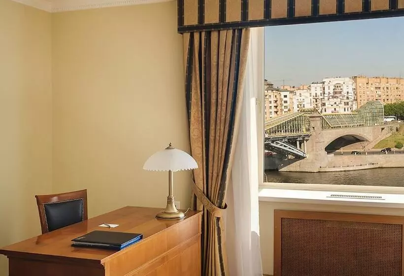 エクゼクティブスイート, Radisson Slavyanskaya Hotel And Business Centre, Moscow