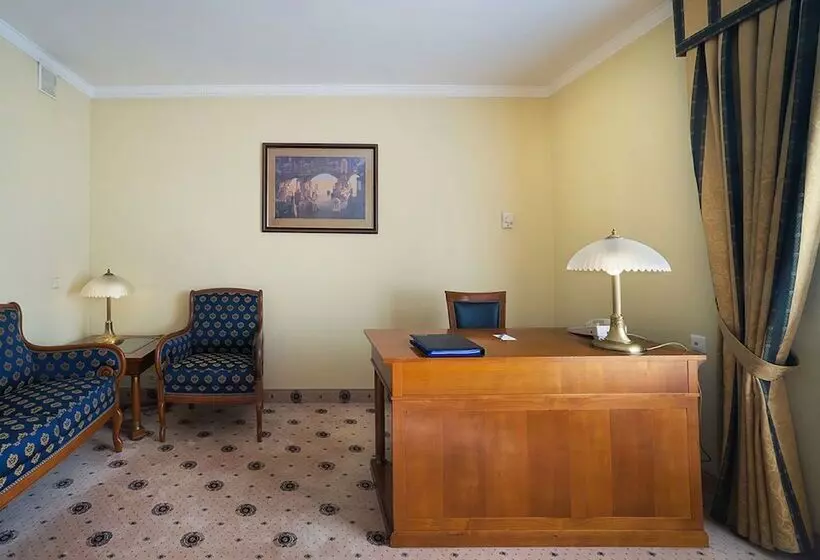 エクゼクティブスイート, Radisson Slavyanskaya Hotel And Business Centre, Moscow