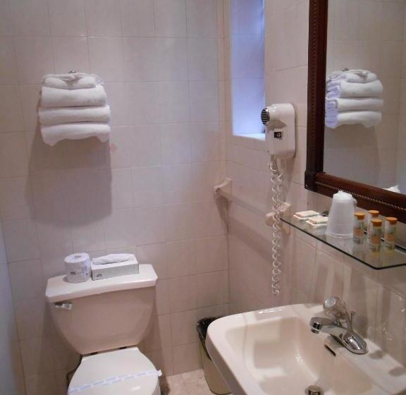 اتاق استاندارد, 31 Extended Stay