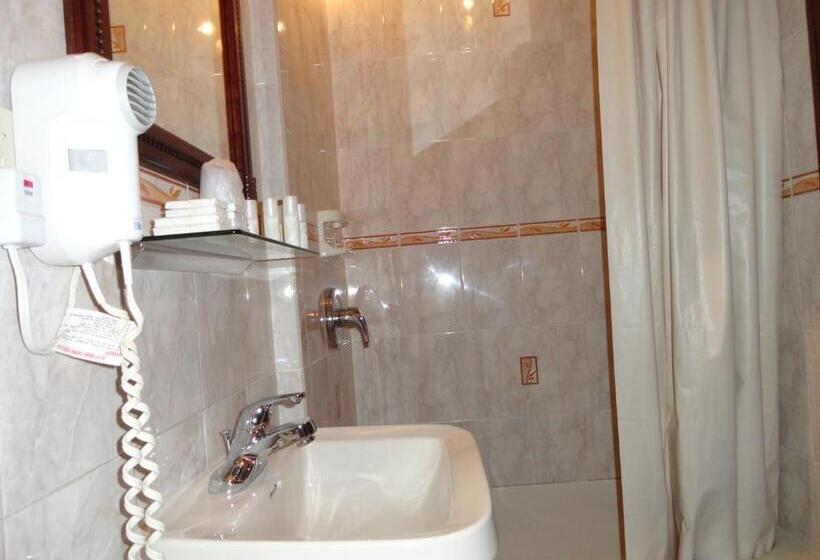 Quarto Estandar 2 Camas Casal, 31 Extended Stay