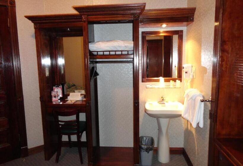 Quarto Estandar Banheiro Compartilhado, 31 Extended Stay