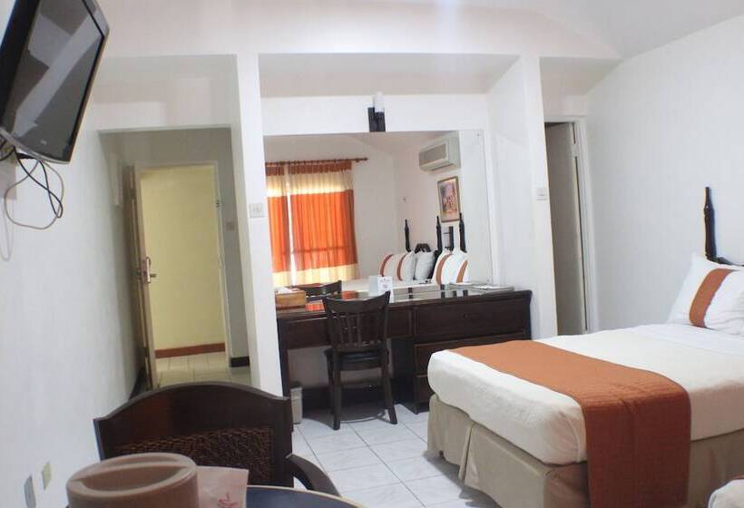 اتاق اجرایی, Altamont Court