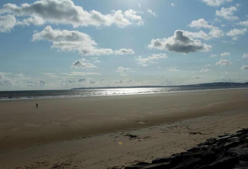 Люкс, Best Western Aberavon Beach