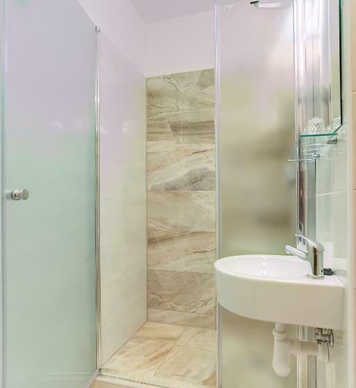 スタンダードルーム, Lineas