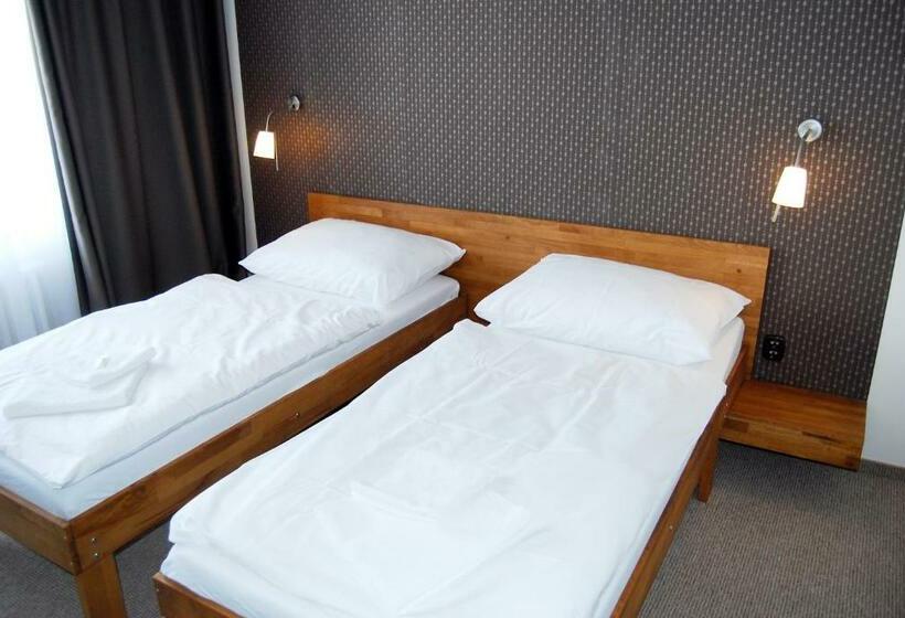 スタンダードルーム, Lineas