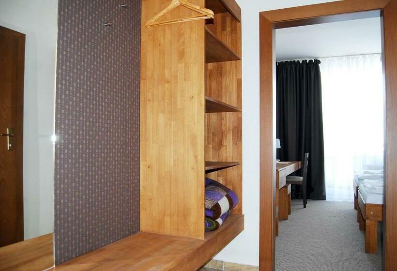 スタンダードルーム, Lineas