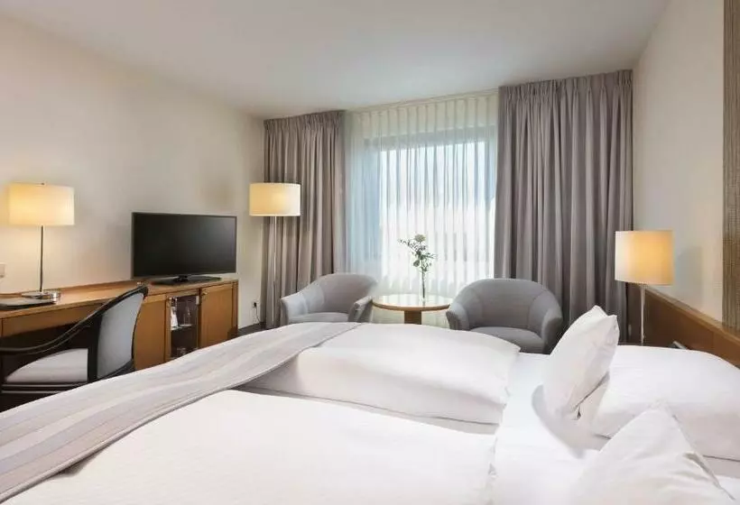 اتاق خانوادگی, Maritim Airport Hotel Hannover
