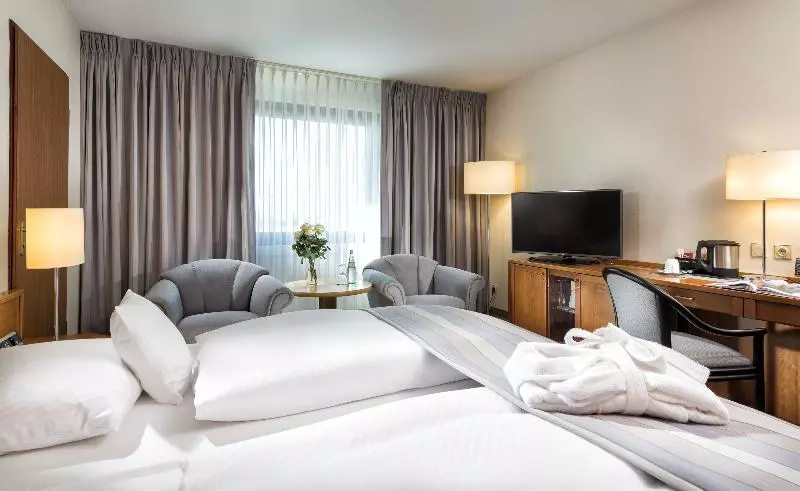 اتاق سوپریور خانوادگی, Maritim Airport Hotel Hannover