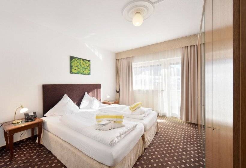 デラックススイート, Mountains