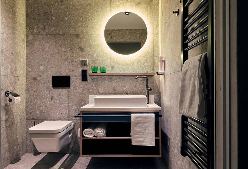 スタンダードルーム, Mountains