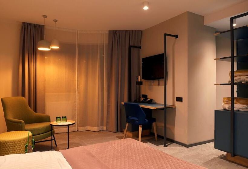 スーペリアールーム, Mountains