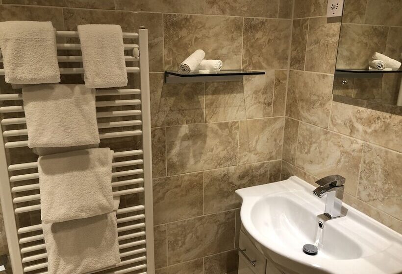 Номер Deluxe, Newell Bistro And Rooms