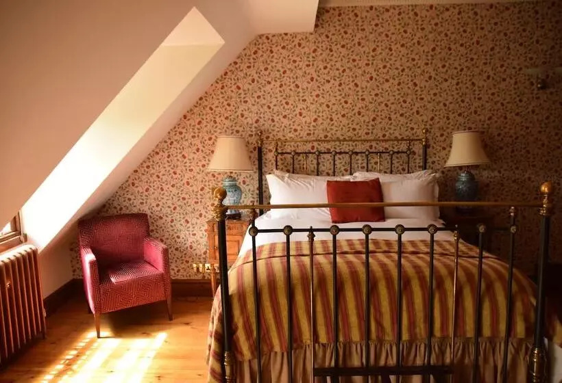Habitació Executiva, Nunsmere Hall