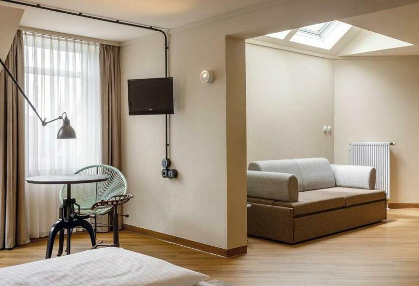 Süit, Seminaris Hotel Bad Boll