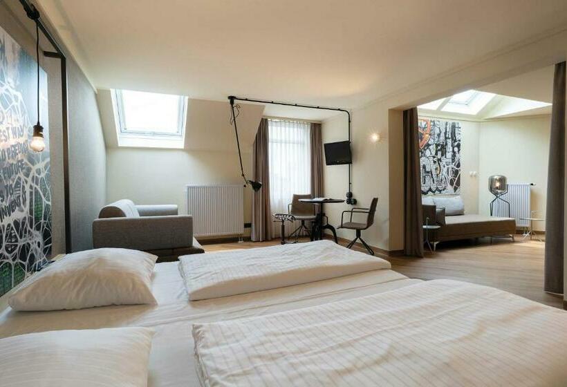 Süit, Seminaris Hotel Bad Boll