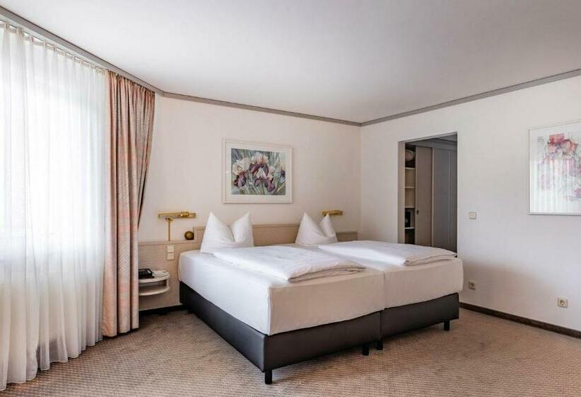 Süit, Seminaris Hotel Bad Boll