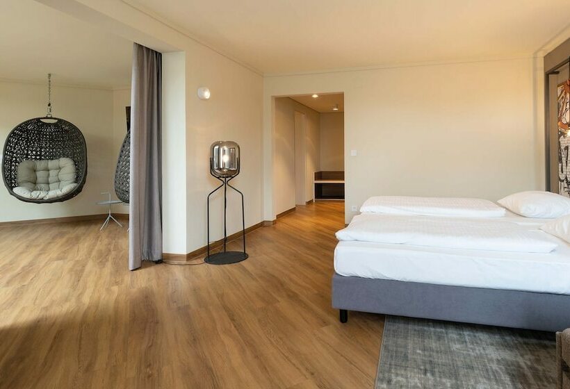 Süit, Seminaris Hotel Bad Boll