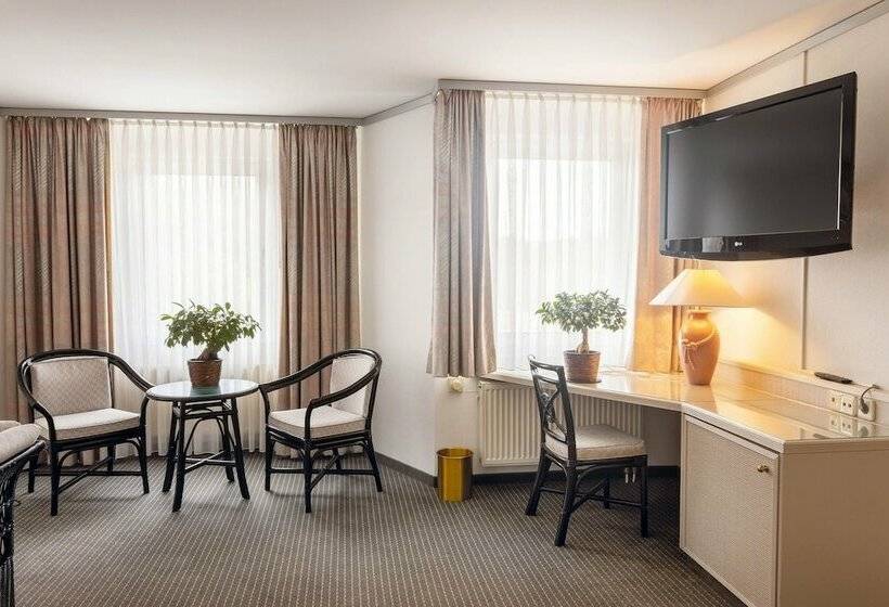 Süit, Seminaris Hotel Bad Boll