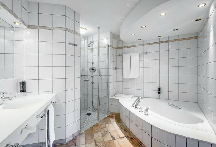 Süit, Seminaris Hotel Bad Boll