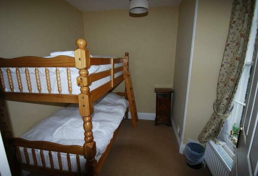 جناح عائلي, The Wellington