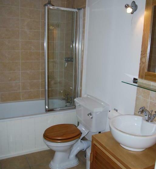 جناح عائلي, The Wellington