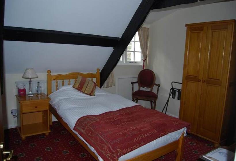 غرفة قياسية فردية, The Wellington