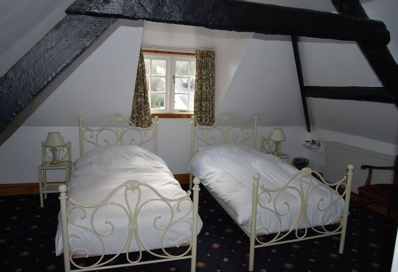 غرفة قياسية, The Wellington