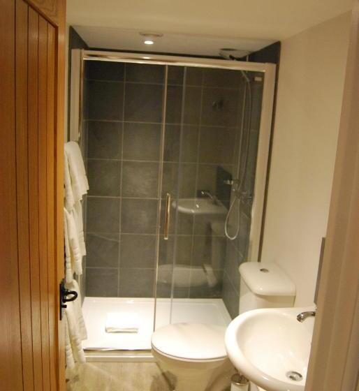 شقة غرفة واحدة, The Wellington