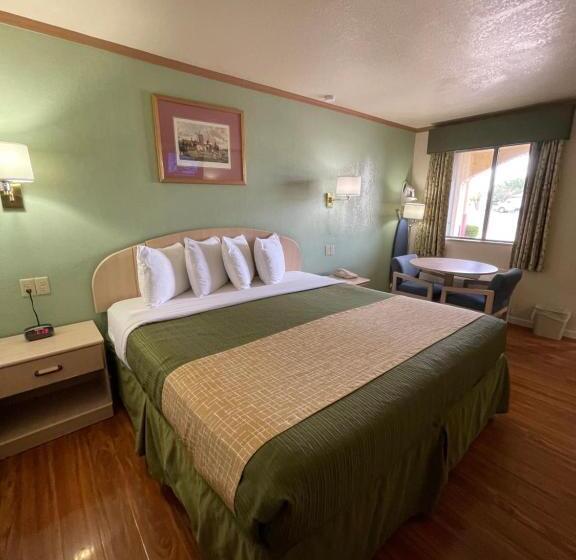 غرفة قياسية سرير كينج, Travelodge By Wyndham Holbrook