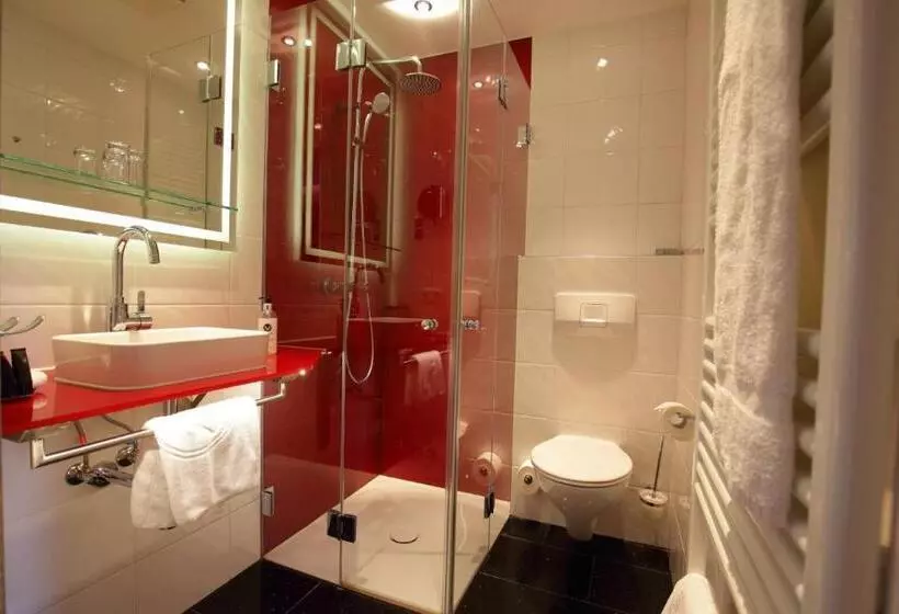 Standard Single Room, Waldkrug