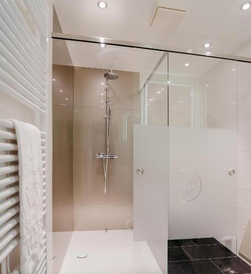 스탠다드 룸, Waldkrug