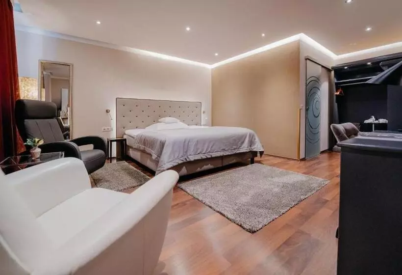 Standard Room, Waldkrug