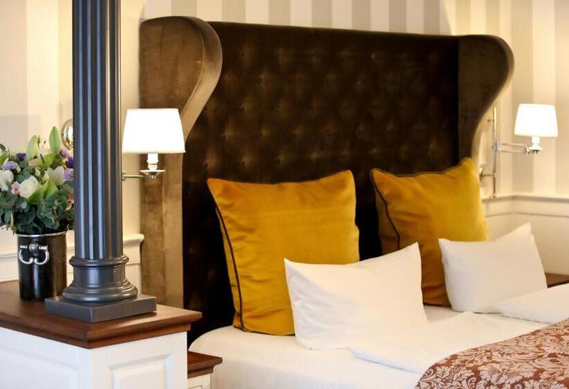 סוויטת ג'וניור עם מרפסת, Europa Hotel Kühlungsborn