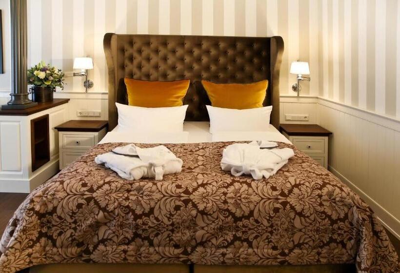 סוויטת ג'וניור עם מרפסת, Europa Hotel Kühlungsborn