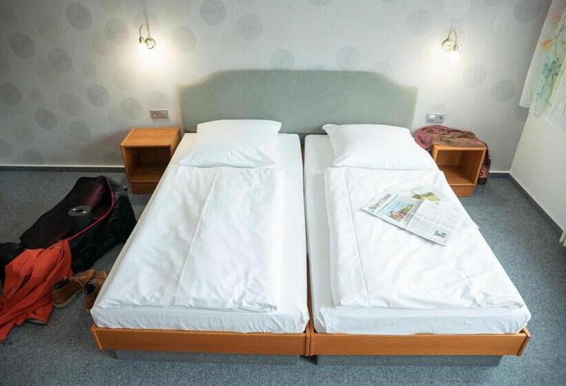 Quarto Deluxe, Liszt