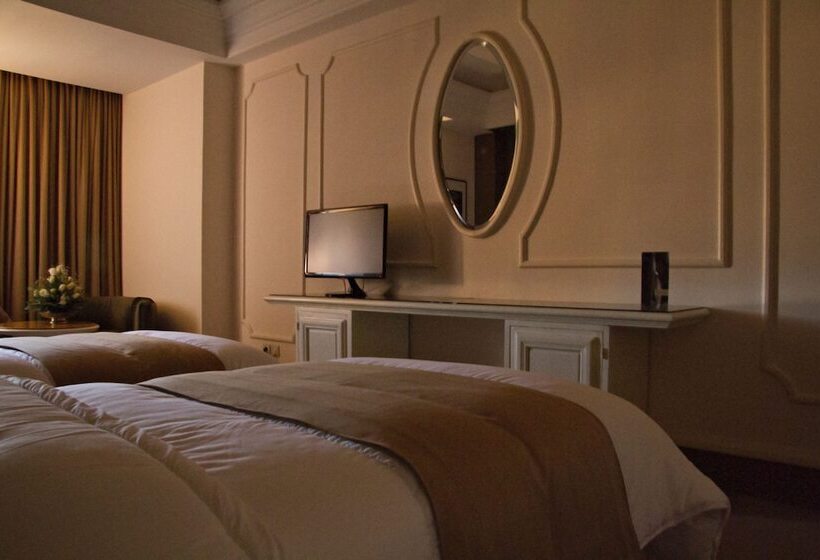 اتاق استاندارد, Nassim