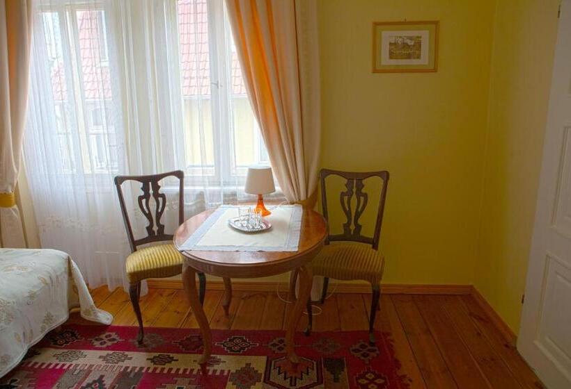 اتاق استاندارد, Pensjonat Eden